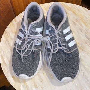 Adidas size 6 tennis shoes sneakers